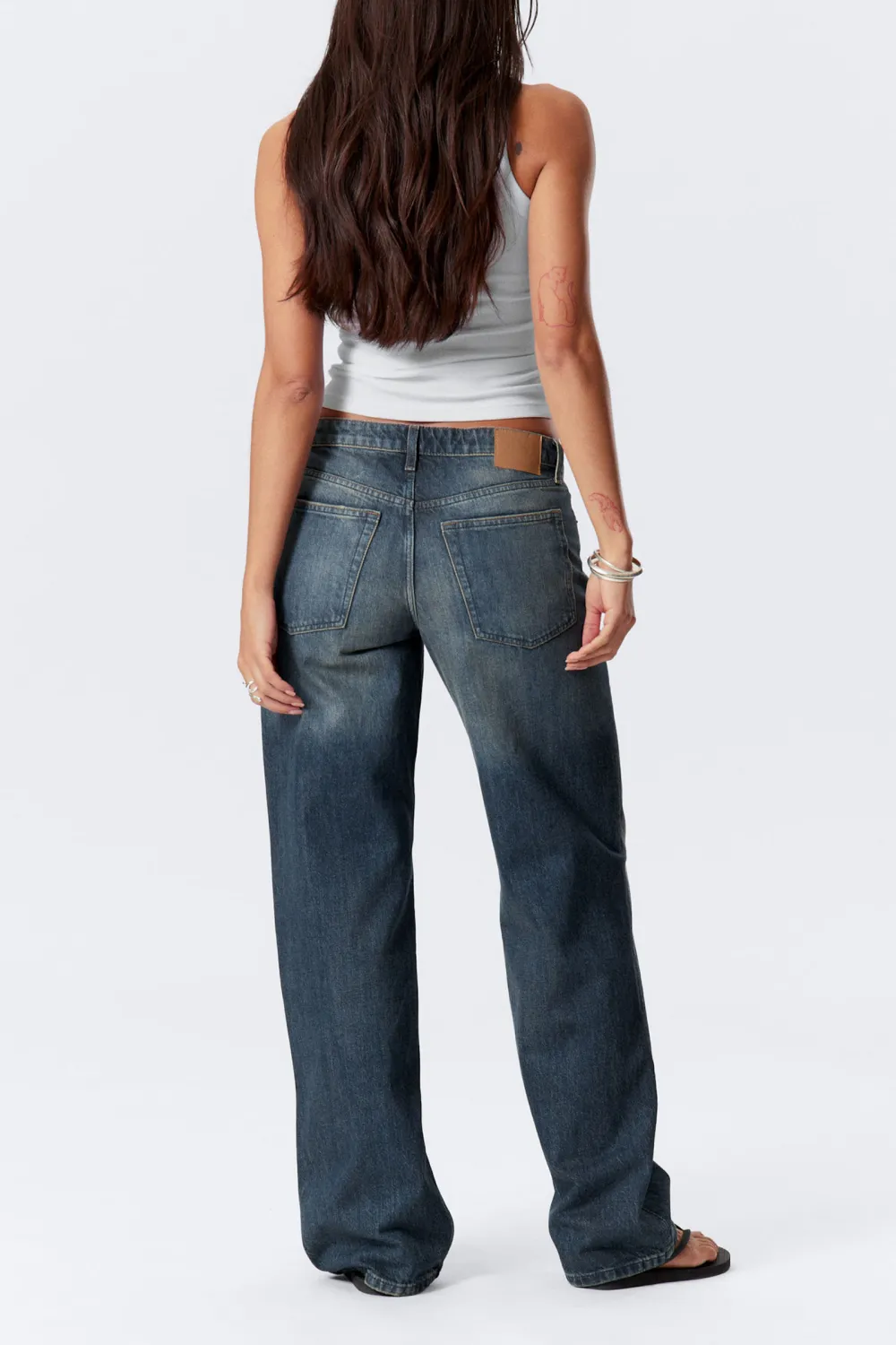 Pocketed Low Waist Jeans