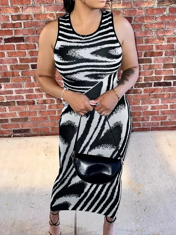Abstract Print Sleeveless Maxi Dress