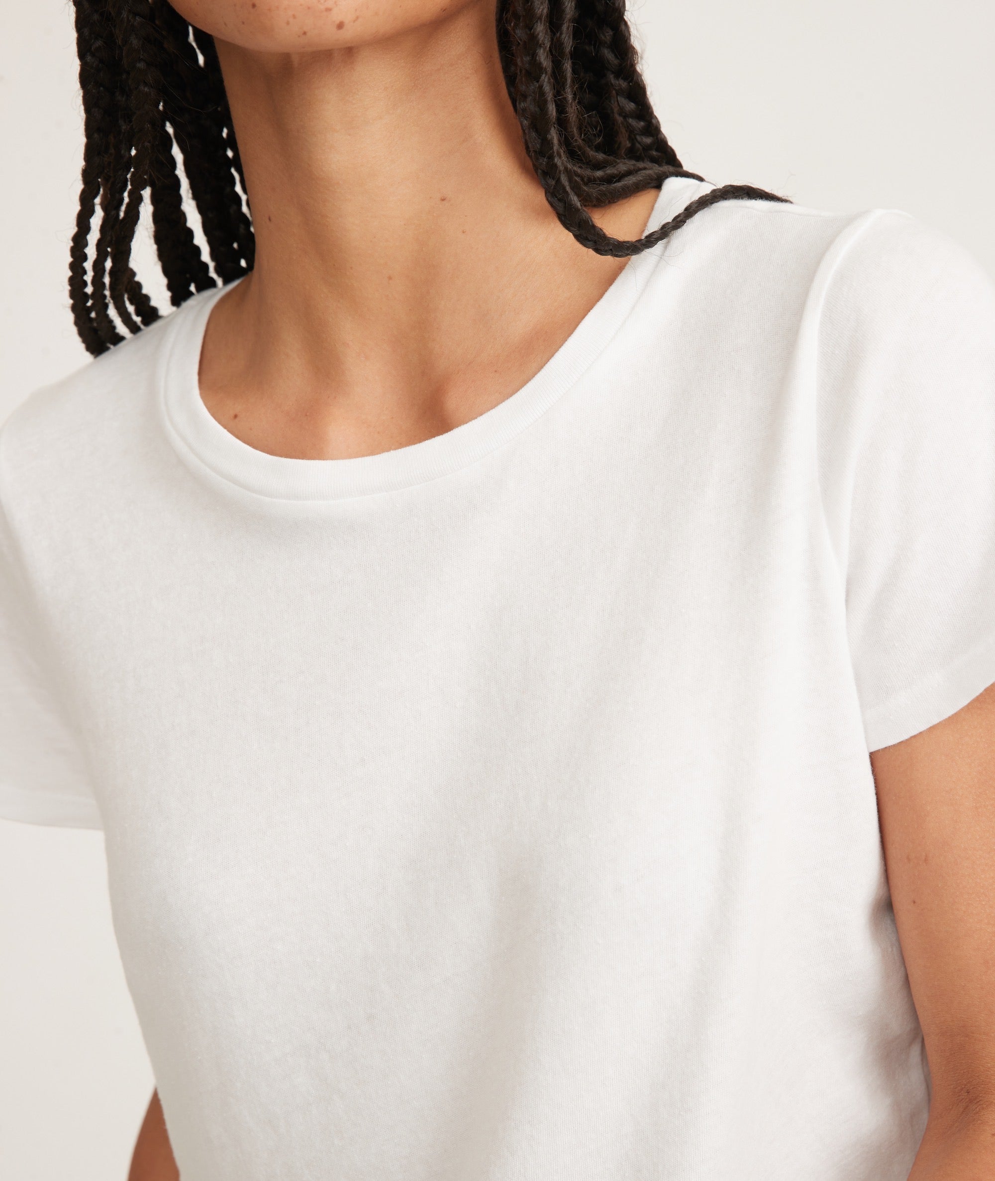 Plain White Crew Neck Basic Tee