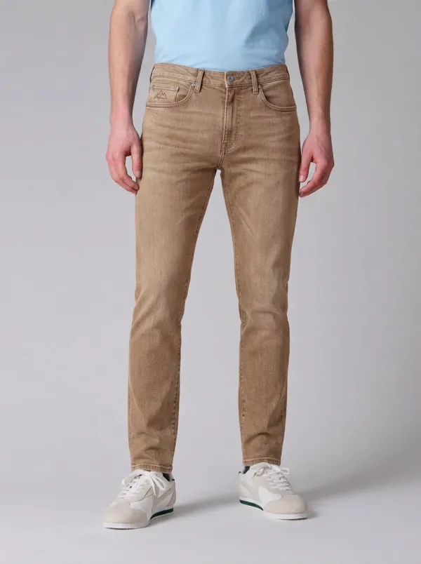 Men's Classic Everyday Mountain Logo Stretch Denim Jeans