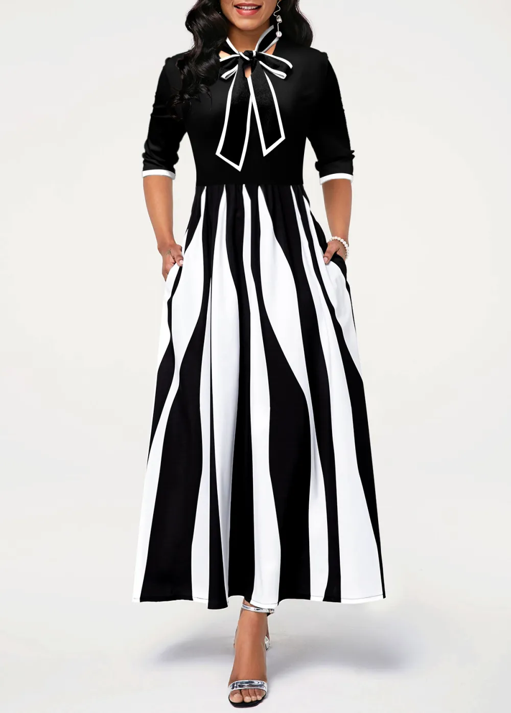Geometric Print Pocket Tie Collar Maxi Dress