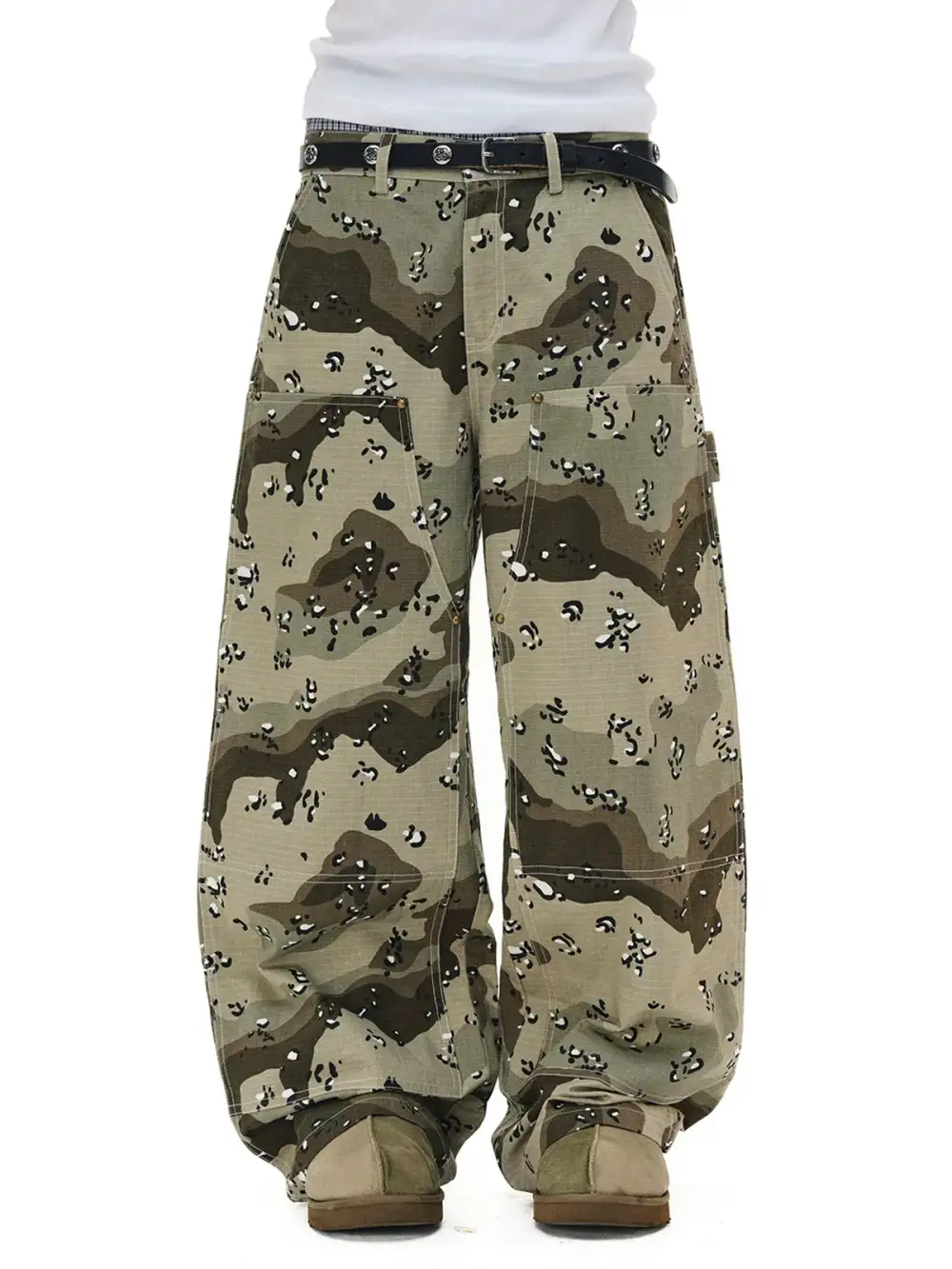 Curved-Cut Camouflage Washed Utility Pants