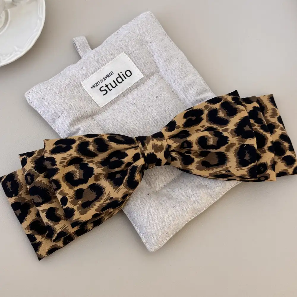 Layered Bow Patterned Clip