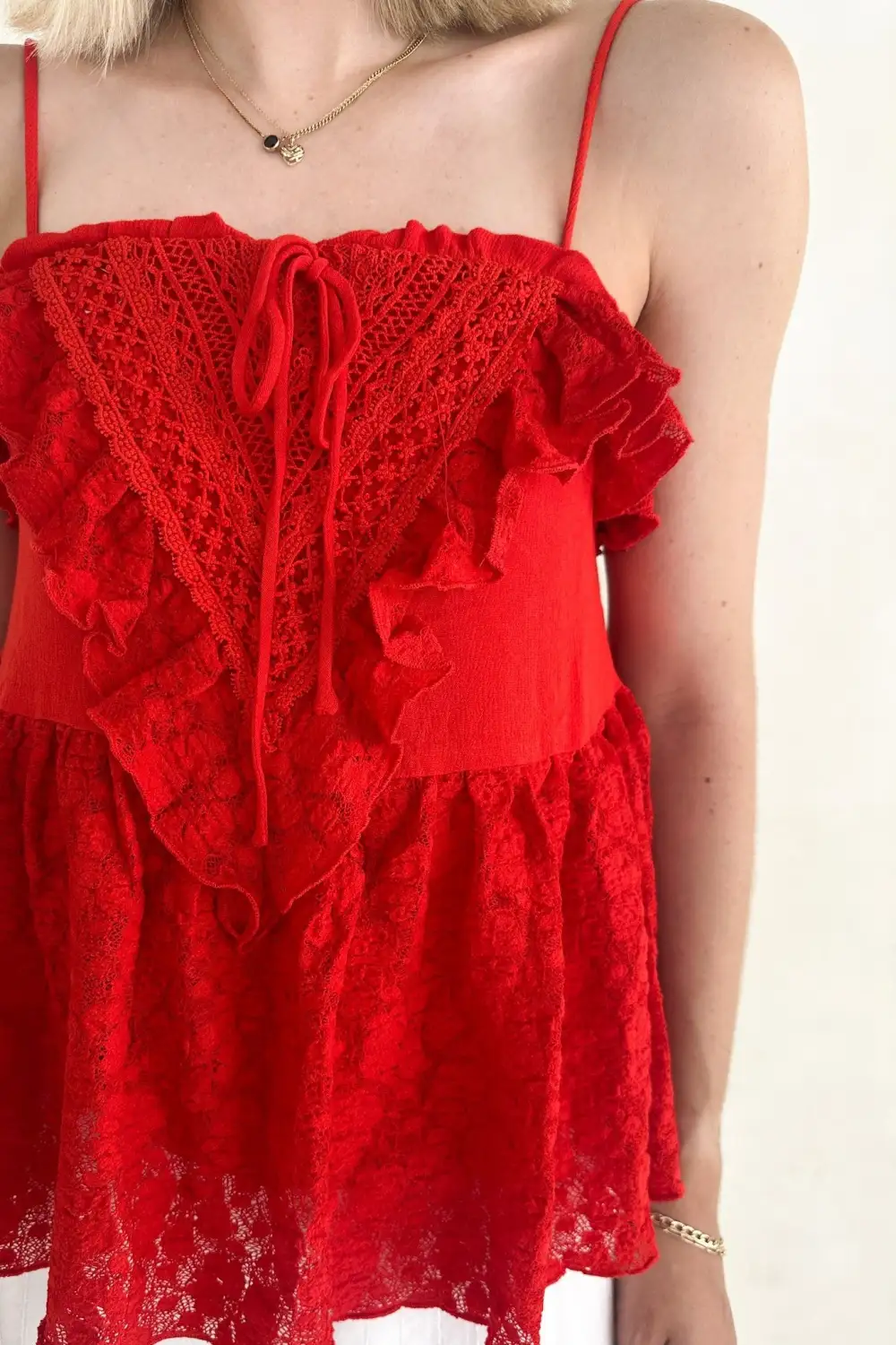 Simple Cut Peplum Ruffle Top