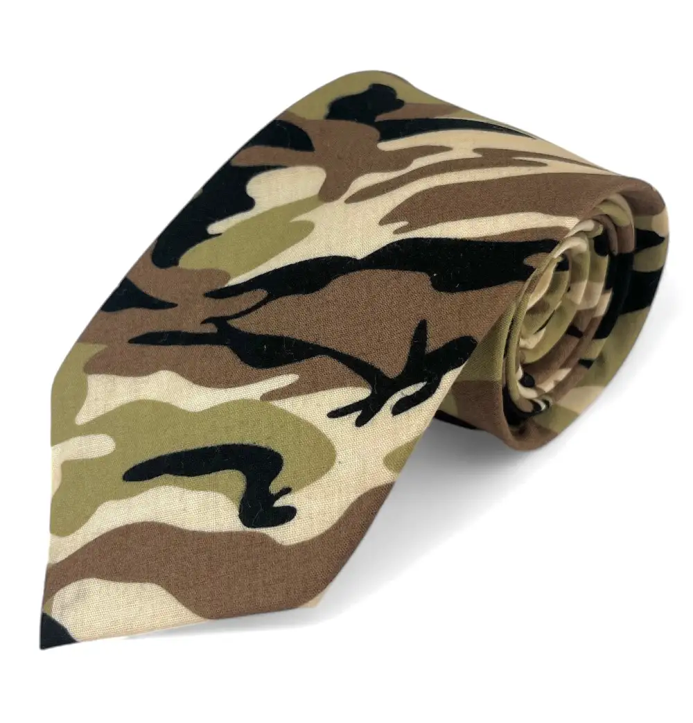 Elegant Cotton Classic Men's Necktie With Pocket Square