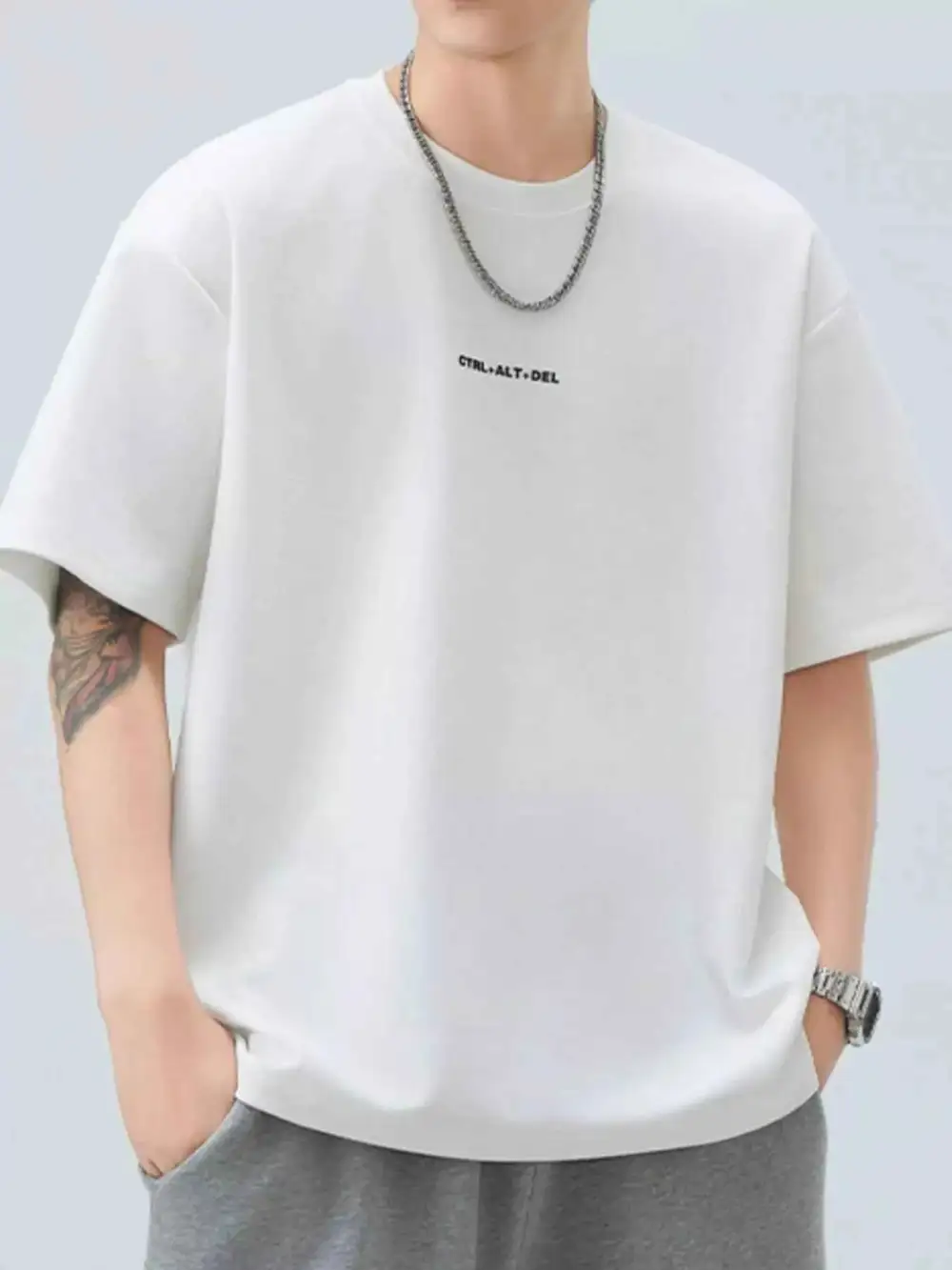 Classic Round Neck Short Sleeve T-Shirt