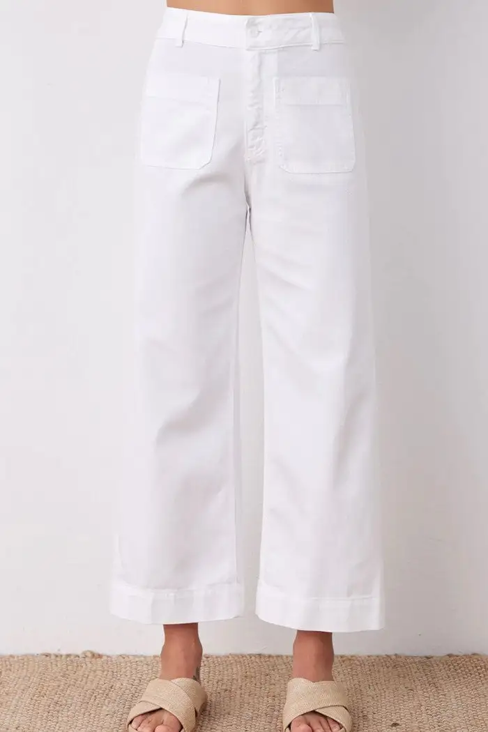 Women's White Two Pocket Wide Leg Crop Pants