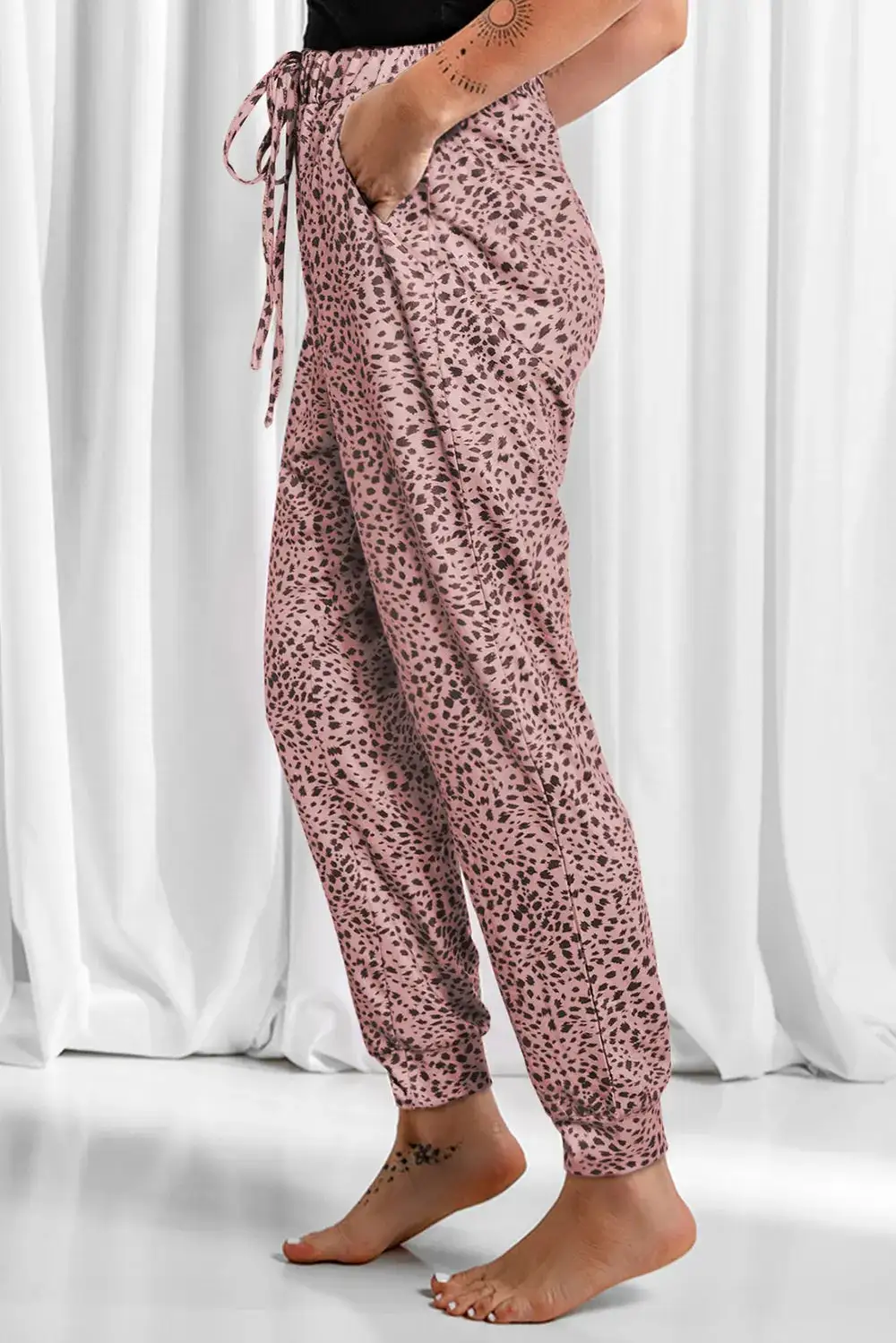 Modern Drawstring Pocket Detail Pants