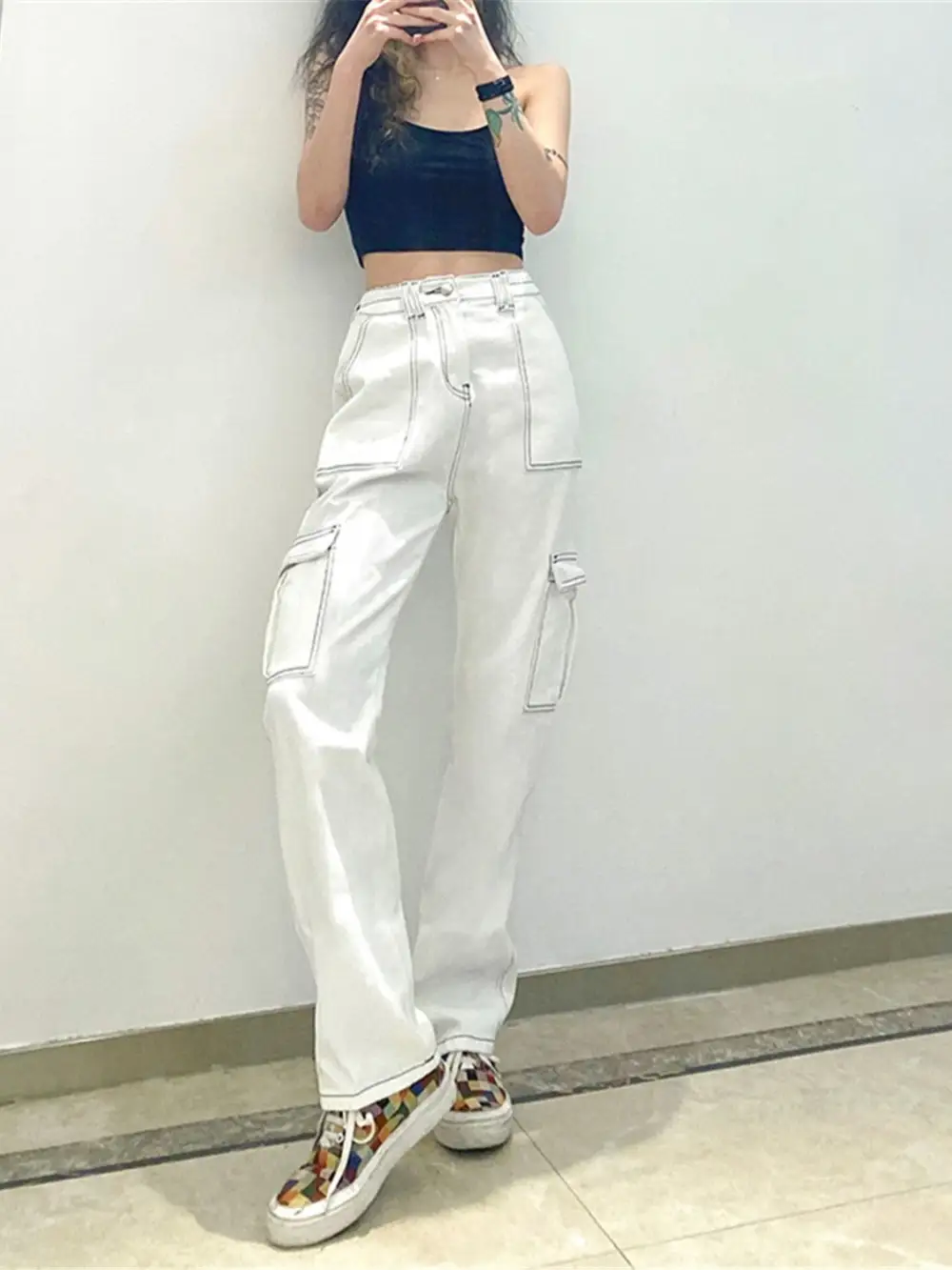 Laid-Back Washed Pocketed Stretch Straight Leg Jeans