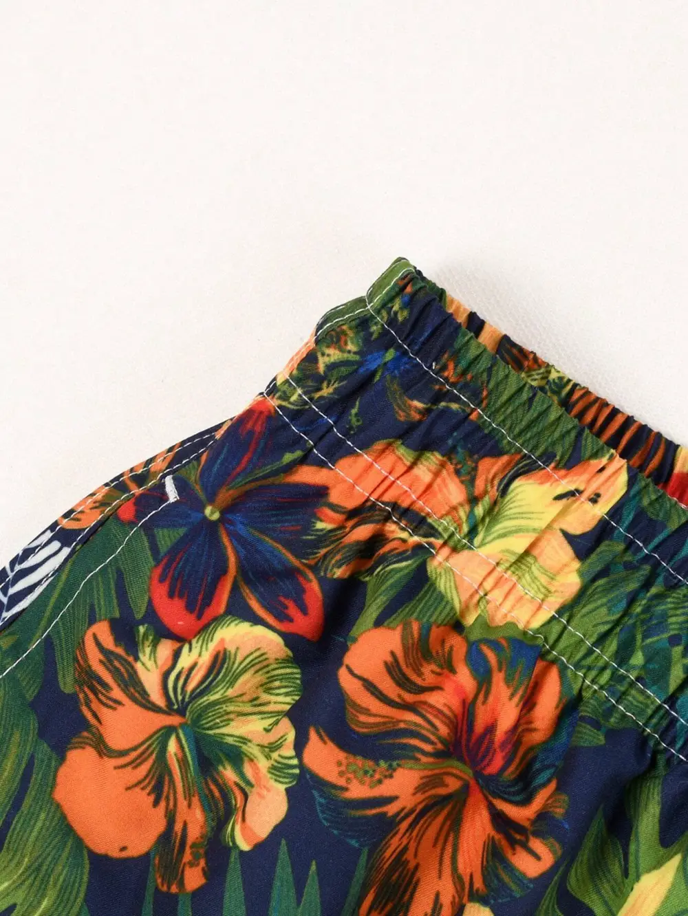 Men's Drawstring Tropical Print Beach Shorts