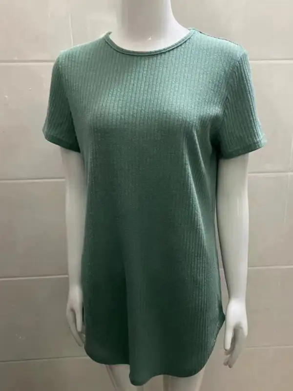 Round-Neck Collared Short-Sleeve Knit T-Shirt