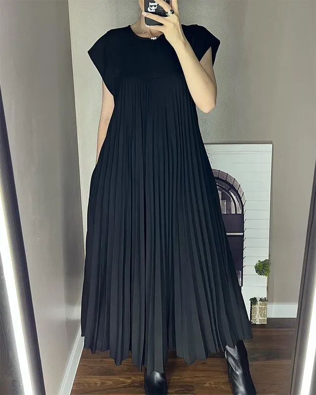 Timeless And Comfortable Dress