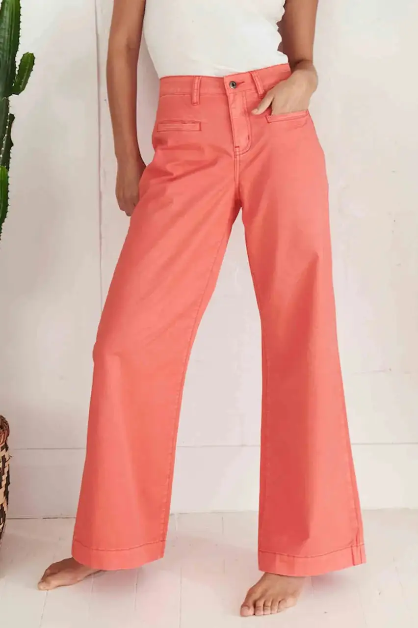 Freya Jean In Bubblegum