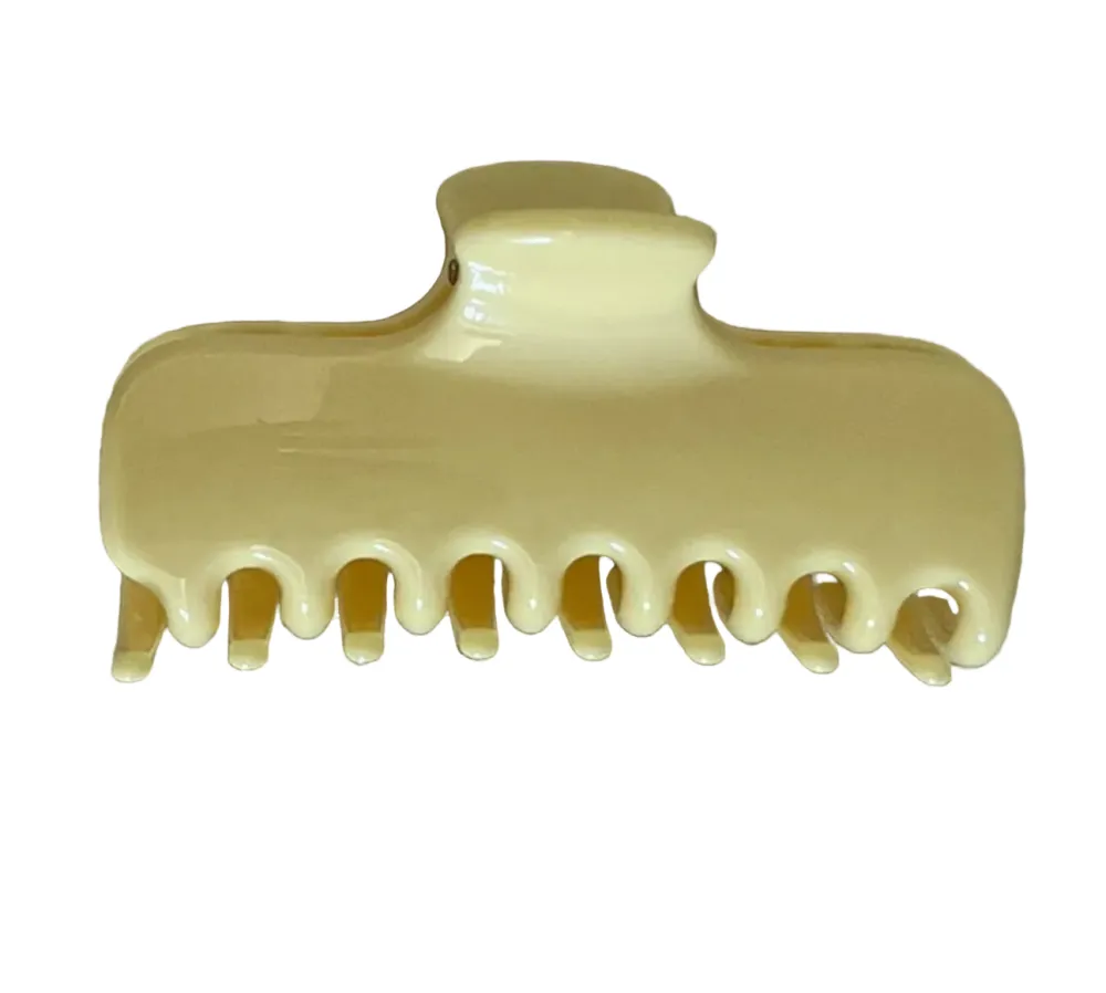 Everyday Curved Hair Claw Clip