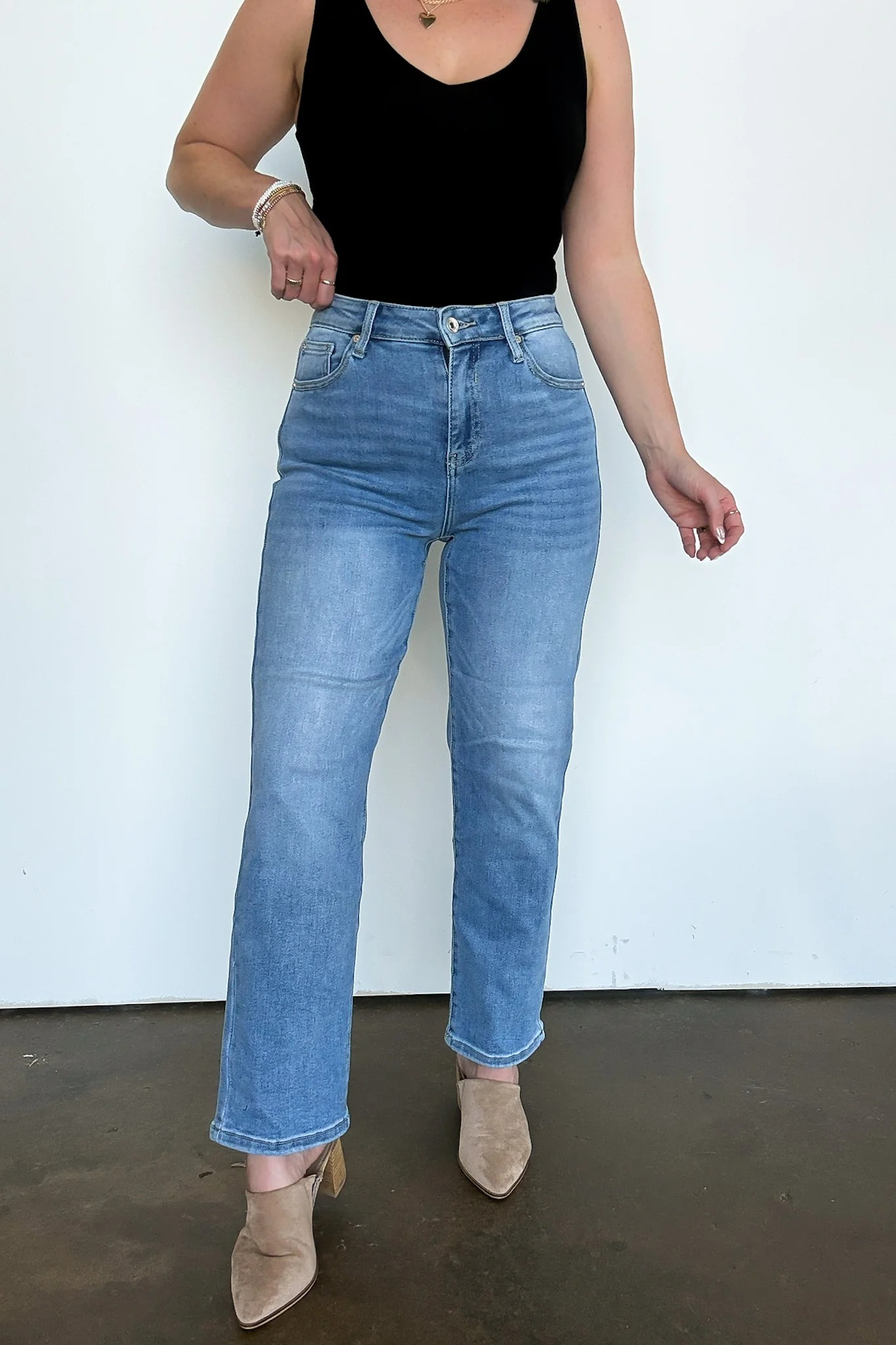 High Rise Relaxed Straight Mom Jeans