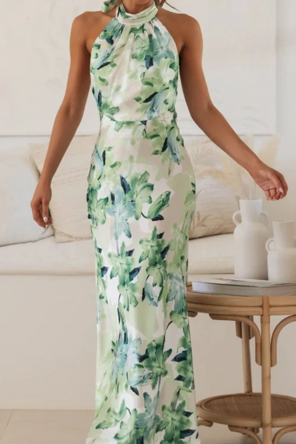 Lightweight Feel Floral Printed Maxi Dress