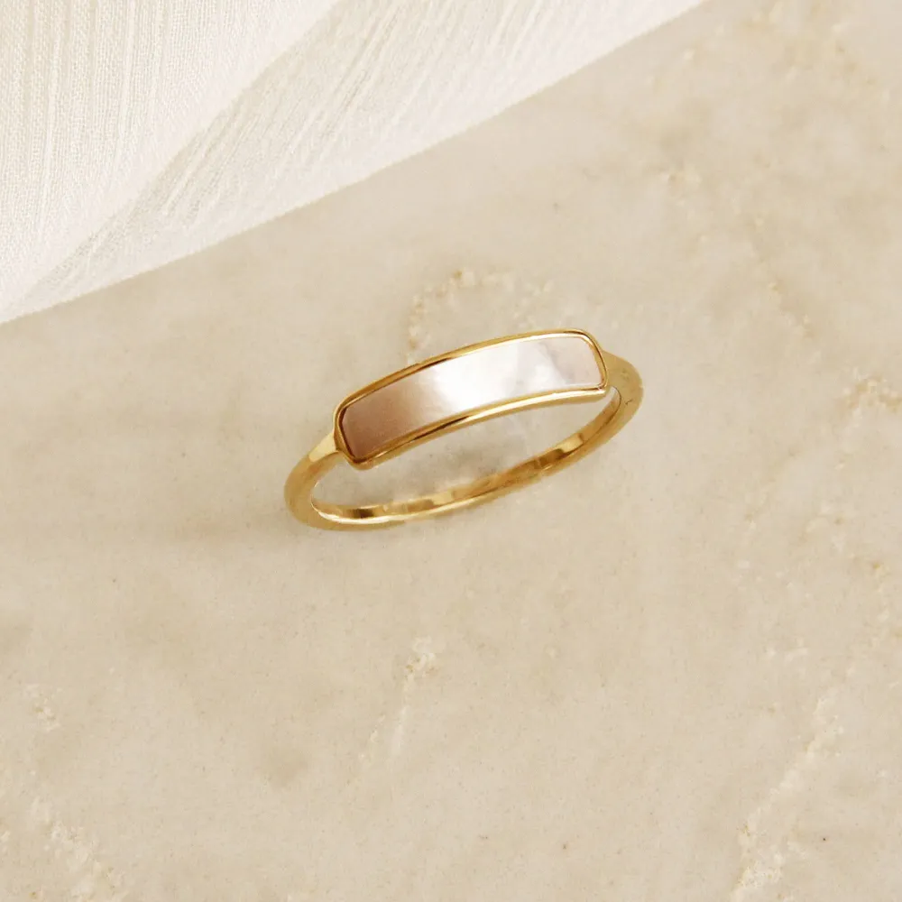 Mother Of Pearl Bar Ring