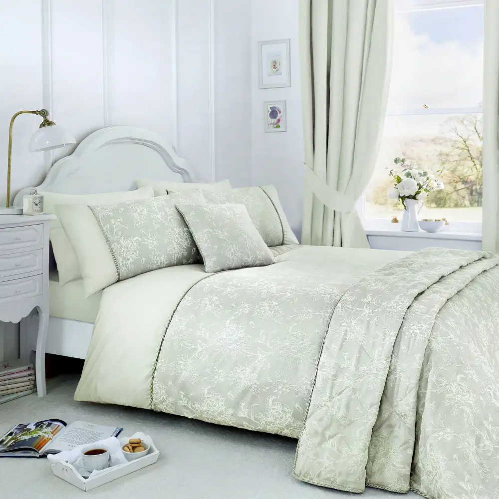 Bedding & Textiles
