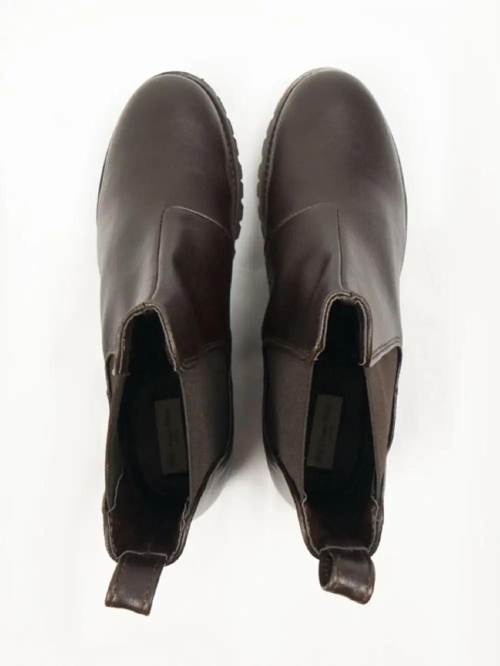 Women's Contemporary Casual Water Resistant Vegan Leather Chelsea Boots