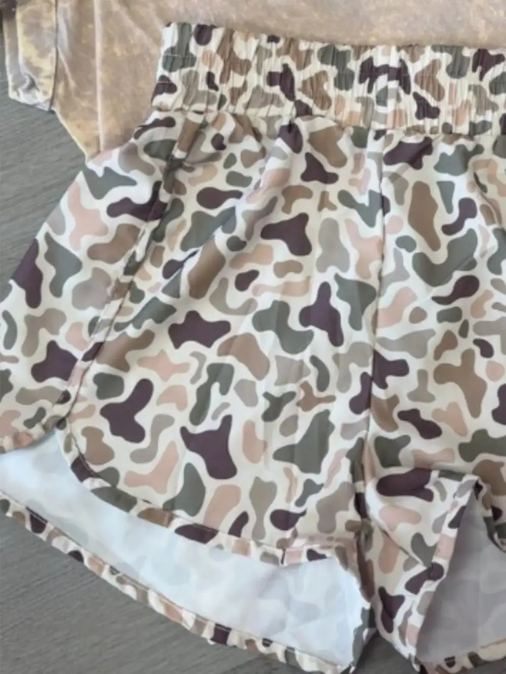 Camo Print Elastic Waist Shorts