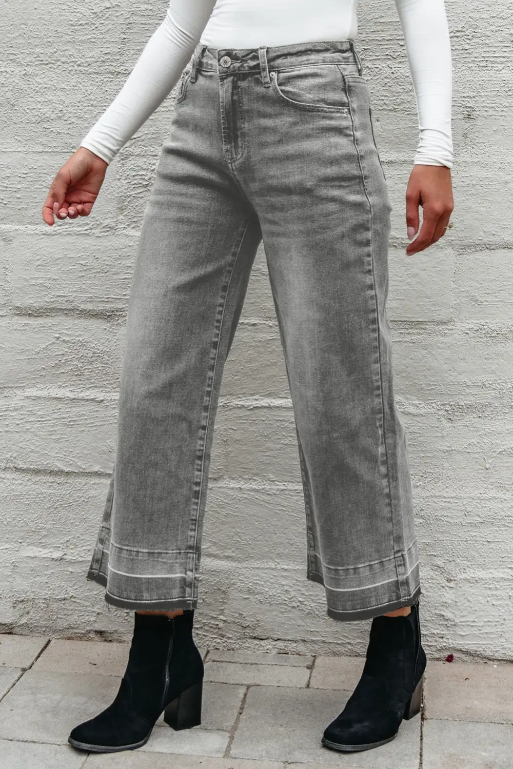 Straight Leg Loose High Waist Raw Jeans