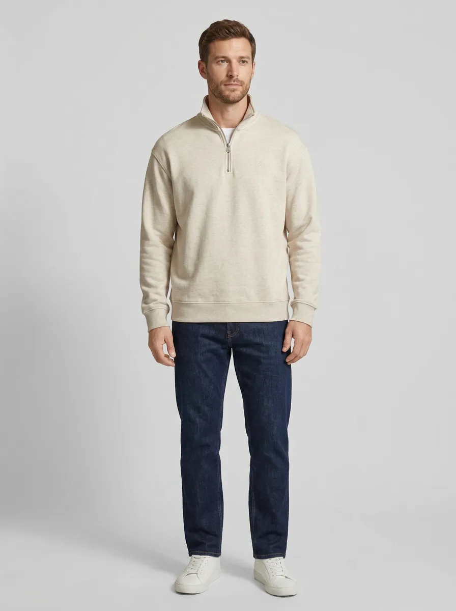 Men's Timeless Minimalist Textured Embroidered Emblem Quarter-Zip Sweatshirt