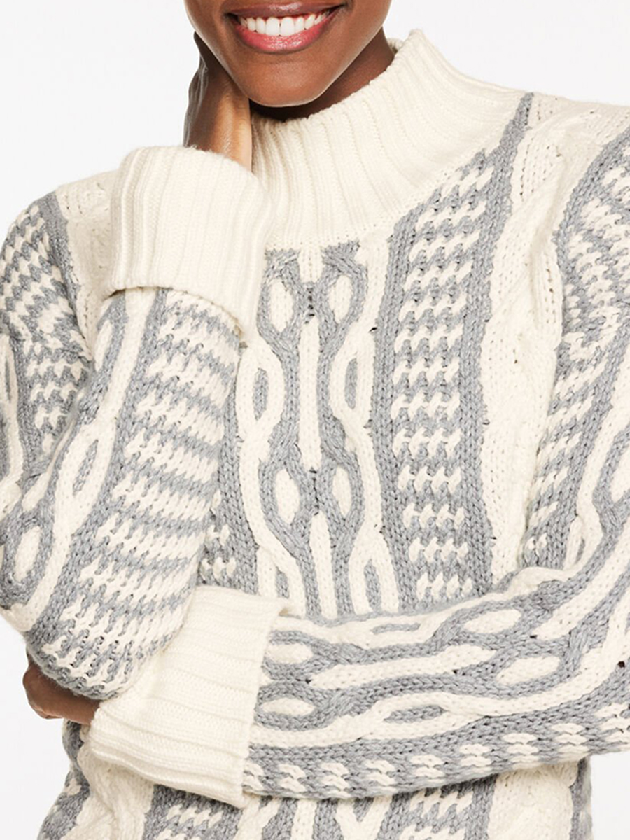 Women'S Fashionable Artistic Double Color Cable Knit High-Neck Sweater