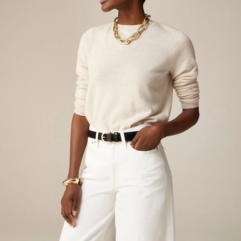 Simple Cashmere Crew Neck Sweater
