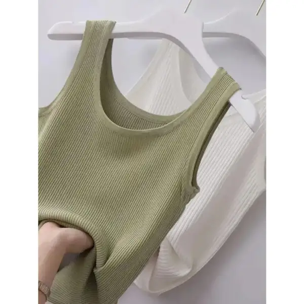 Plus Size Ribbed Knit Scoop Neck Tank