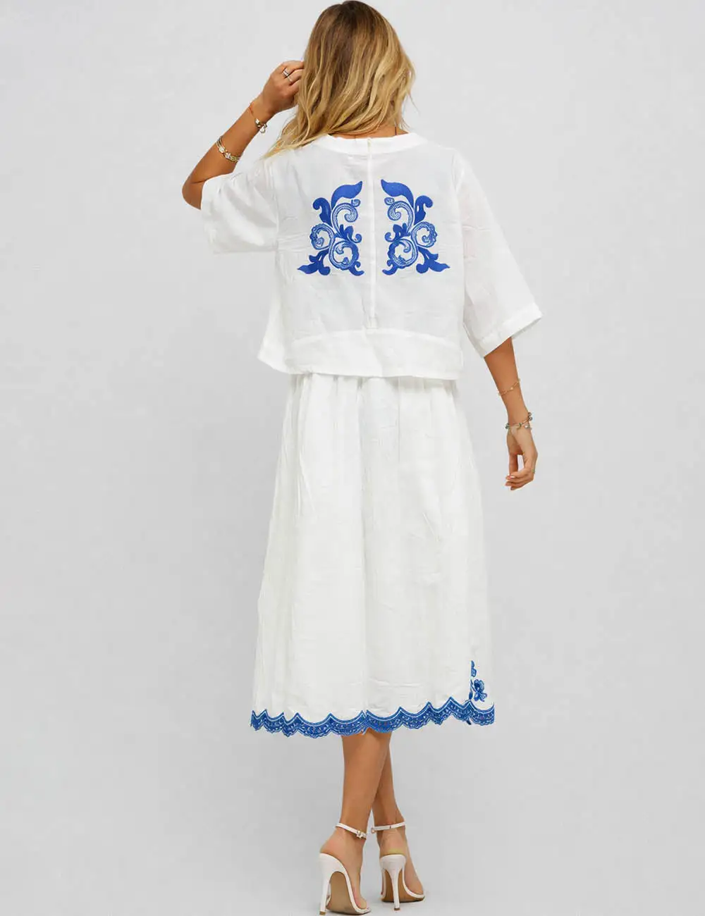 Elegant Embroidery Scalloped Midi Skirt