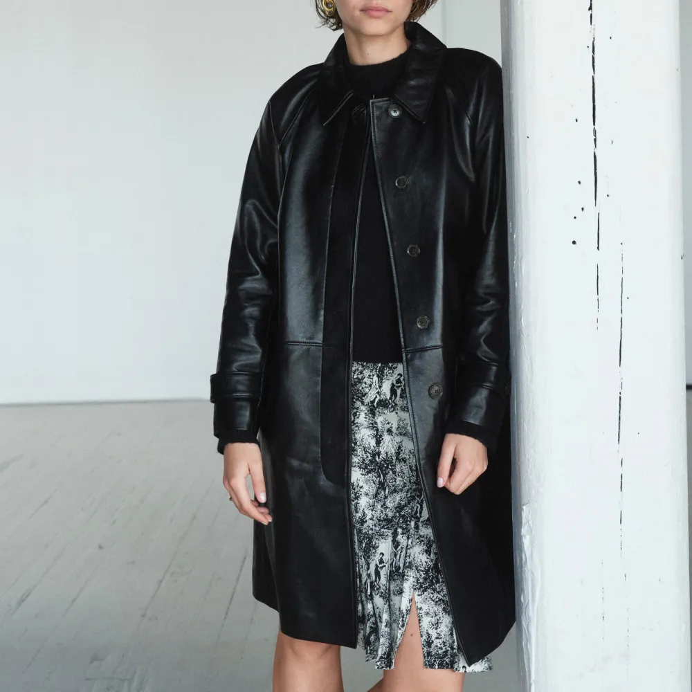 trench coat in leather