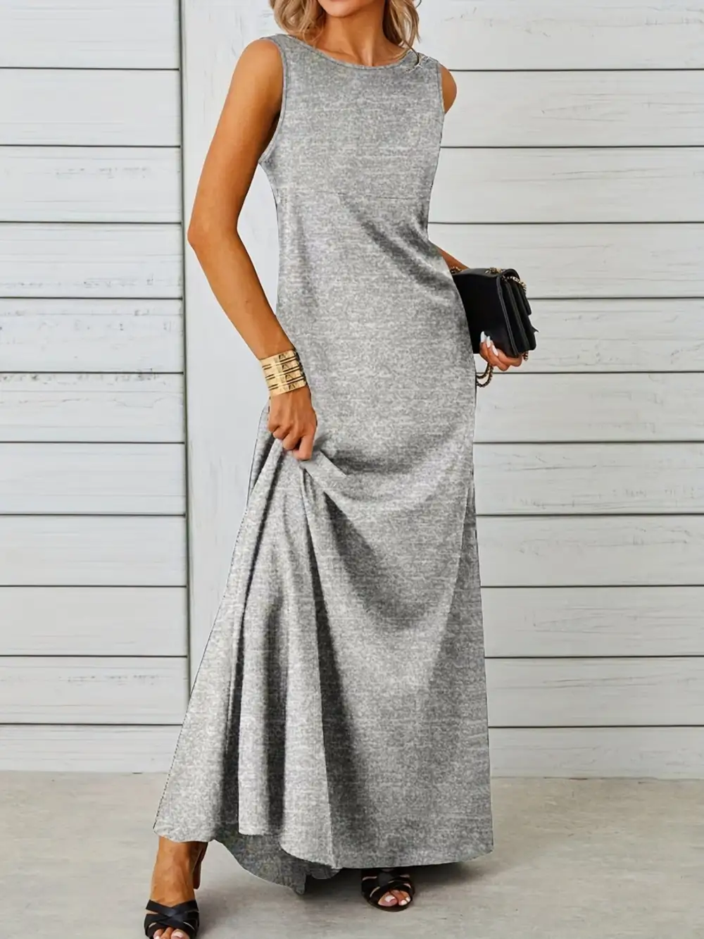 Balanced Detail Sleeveless Maxi Dress