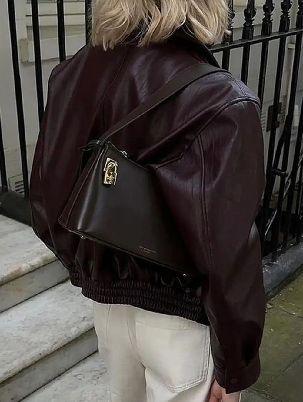 Clean Front Long-Sleeved Leather Jacket