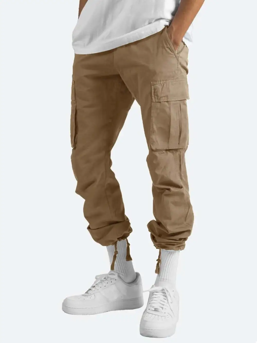 Men's Cargo Pants with Multifunctional Pockets and Relaxed Fit