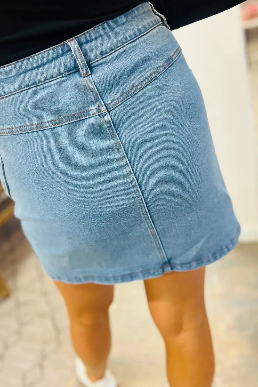 Easygoing Trim Denim Skirt