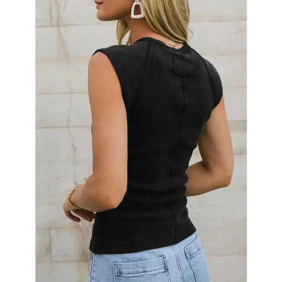 Simple Round Neck T-shirt