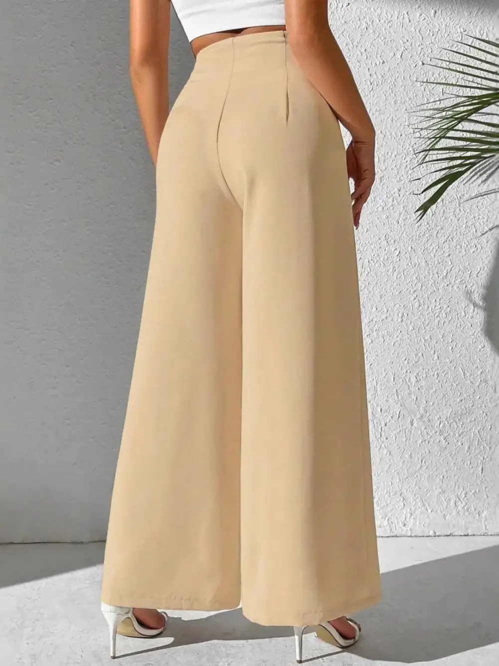 Wide Leg High Waist Detail Pants