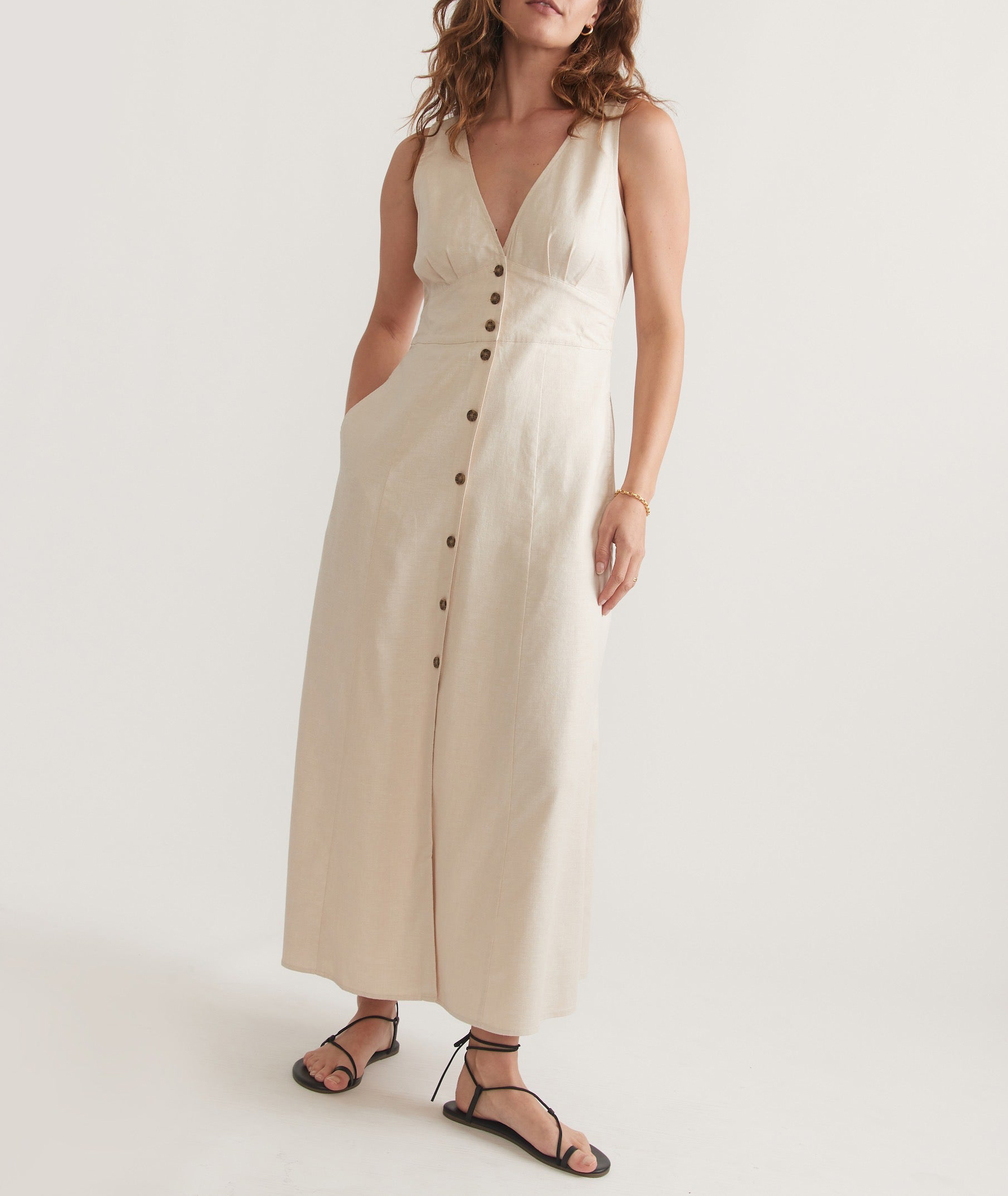Creamy Buttoned Split-Hem Maxi Dress