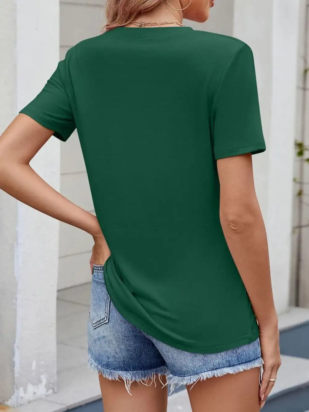 Smooth Round-Neck Short-Sleeve T-Shirt