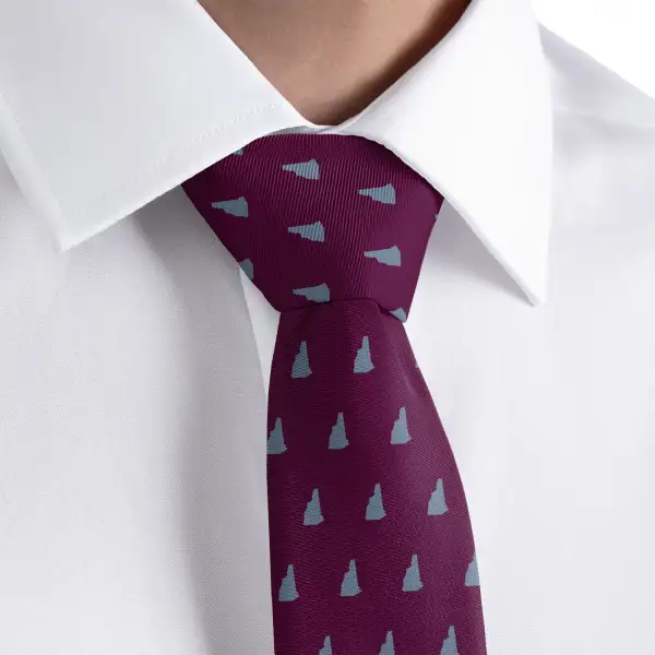 Modern Outline Emblem Detail Necktie