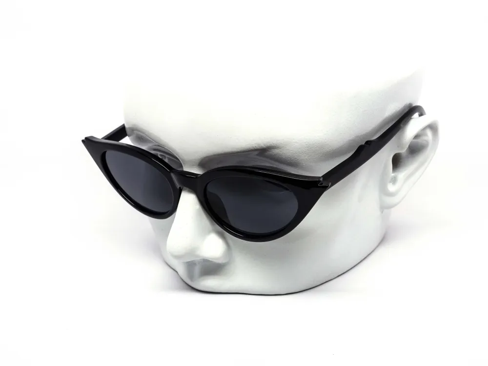 12-Pack Tortoise Bold Cat-Eye Sunglasses