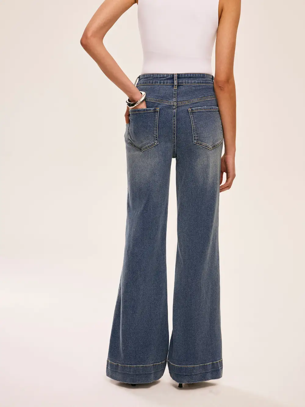 Mid-Waist Flared Jeans With Decor Pockets