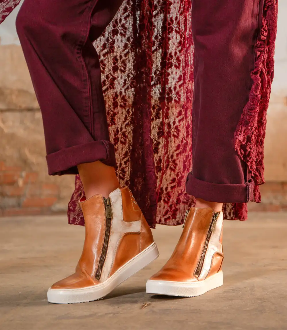 Rubber-Sole Layered Everyday Boots