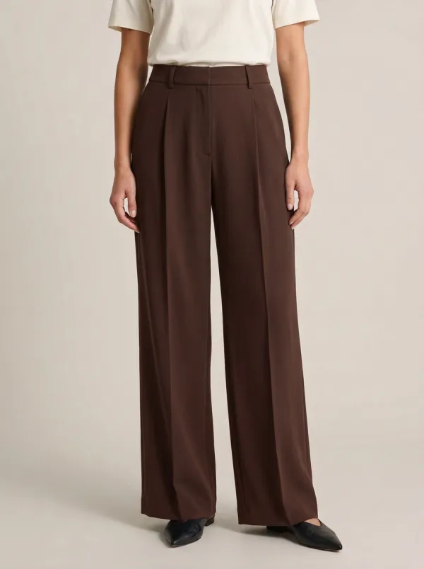 Versatile Wide-Leg Pleated Solid Women's Wide-Leg Pants