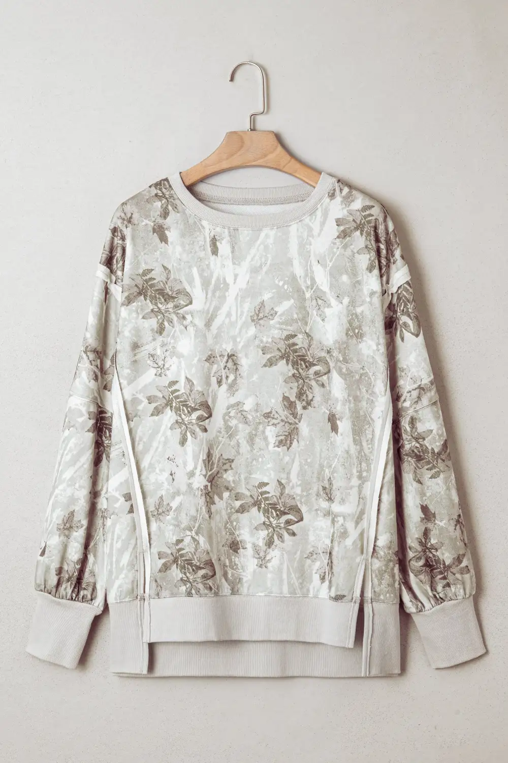Relaxed Camo Print Patchwork Exposed Seam Sweatshirt