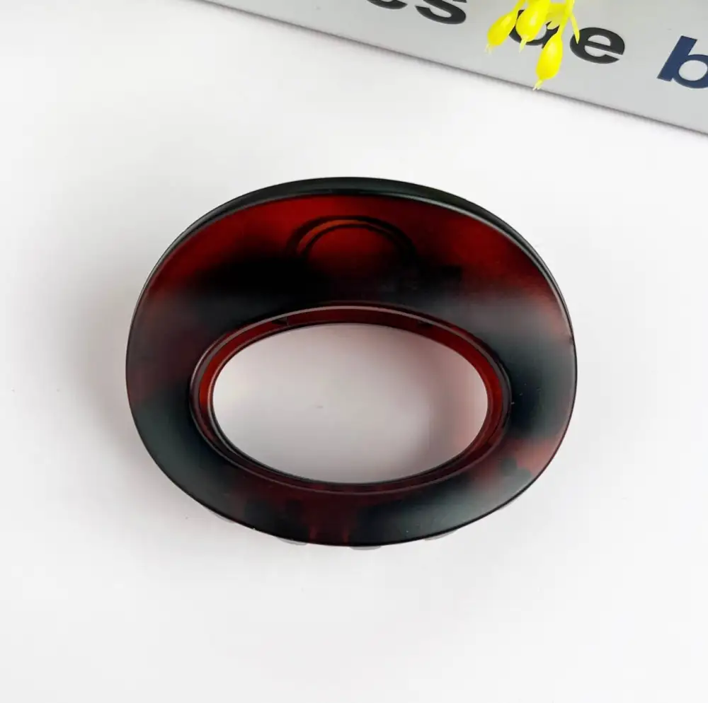Simplethickened Oval Hair Claw Clip