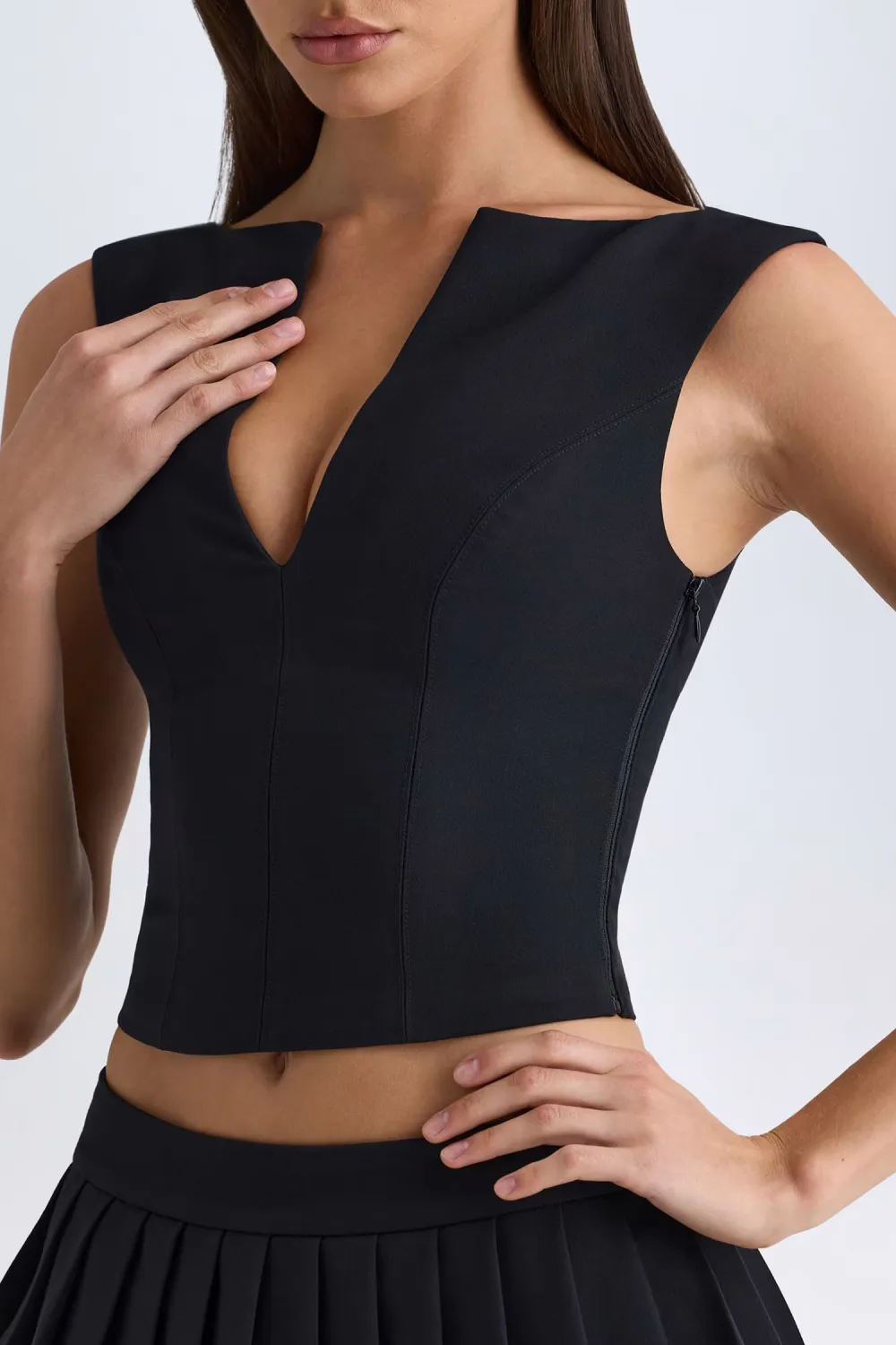 Trendy Short Solid Color Sleeveless Top