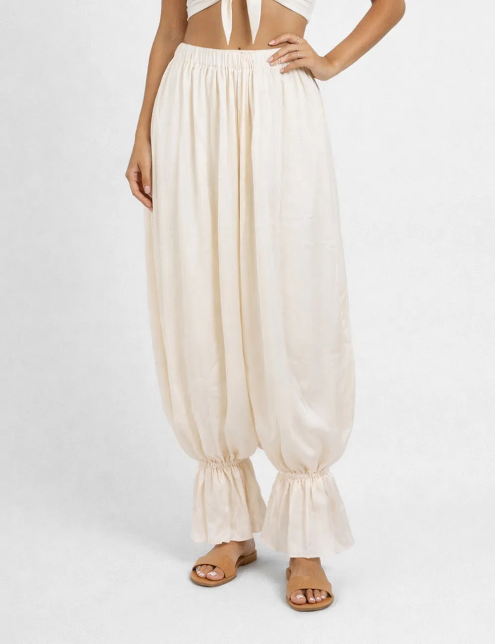 Solid Color Ruffle Hem Balloon Pants