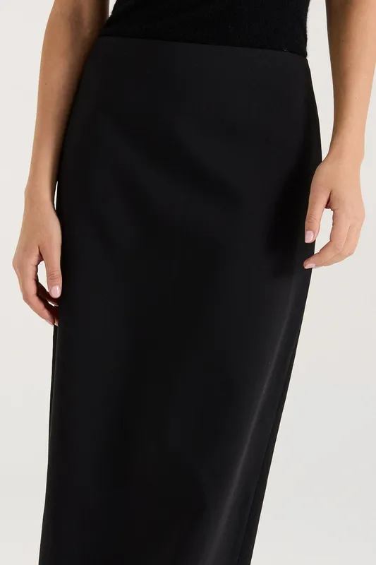 Black Low-Rise Maxi Skirt