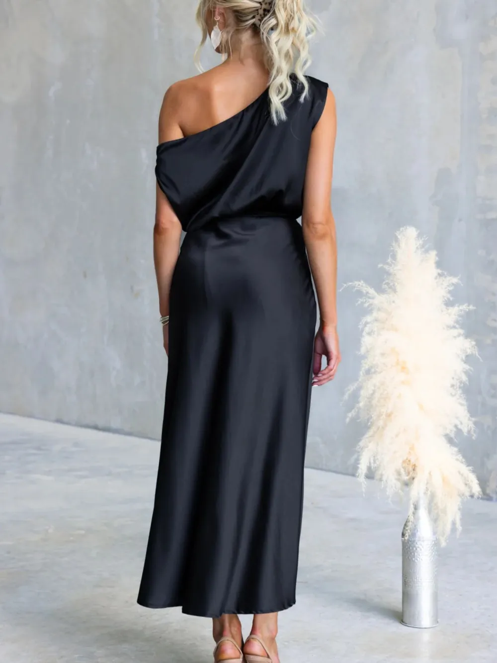 Shoulder Midi Dress